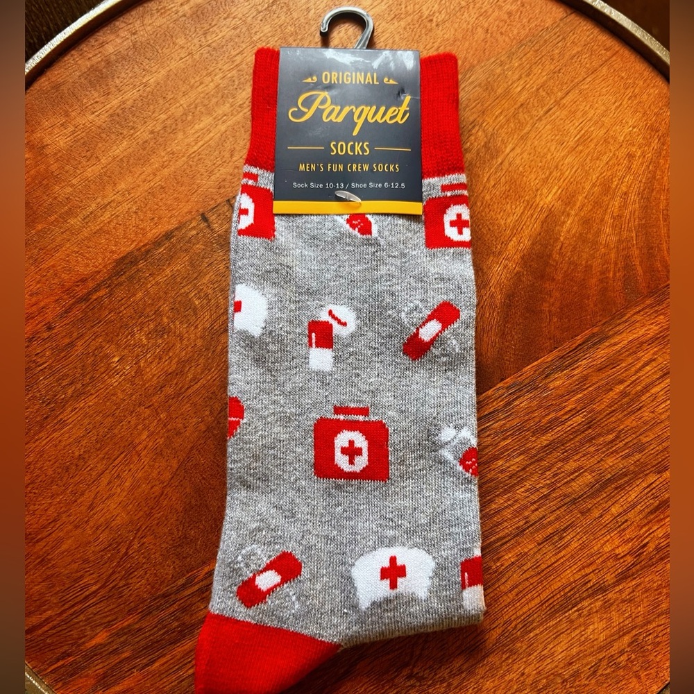 Parquet Novelty Men’s Fun Crew Socks Nurse Medical Sock 10-13 Shoe Sz. 6-12.5
